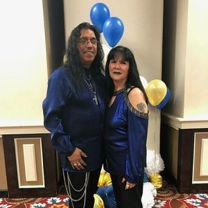 Meet your Posher, Nora